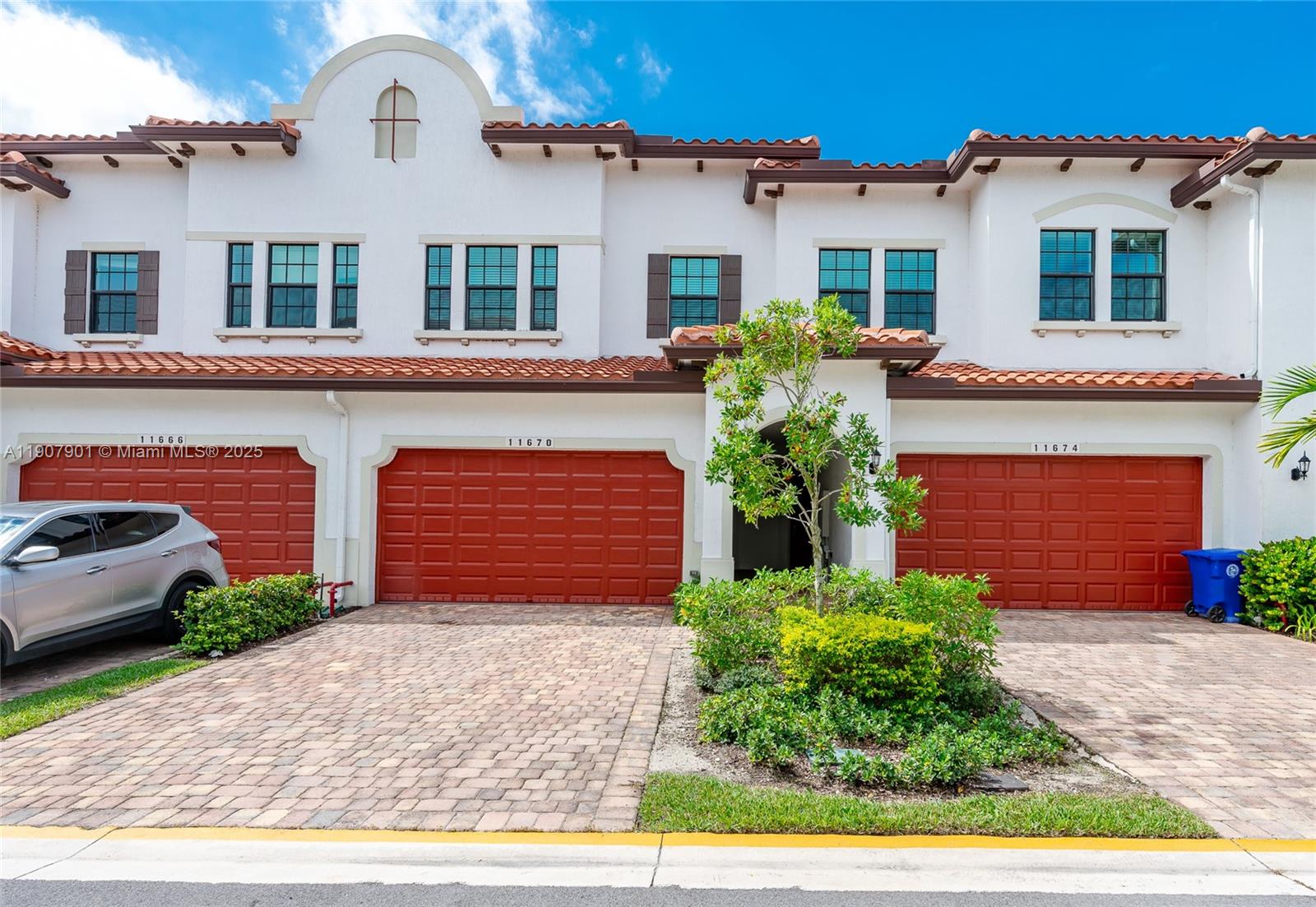 11670 SW 13th Ln #11670