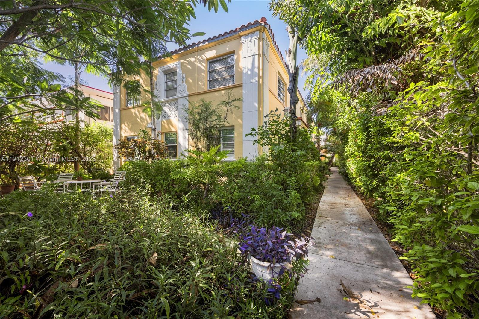 846 Jefferson Ave #3 Miami Beach, FL 33139