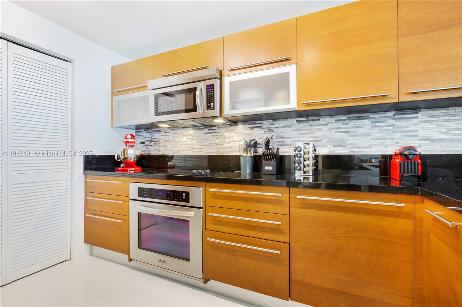 image Vizcayne North Condo12