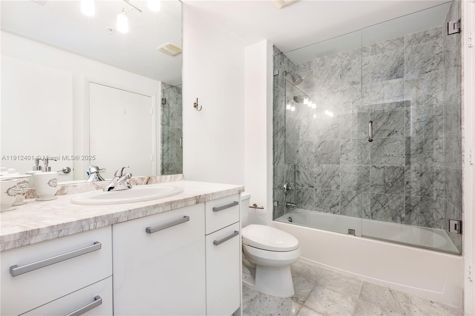 image Vizcayne North Condo29