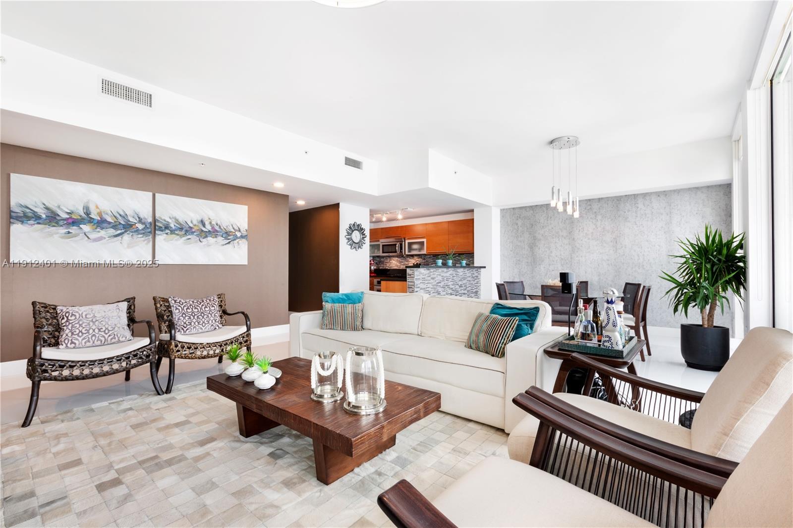 image Vizcayne North Condo4