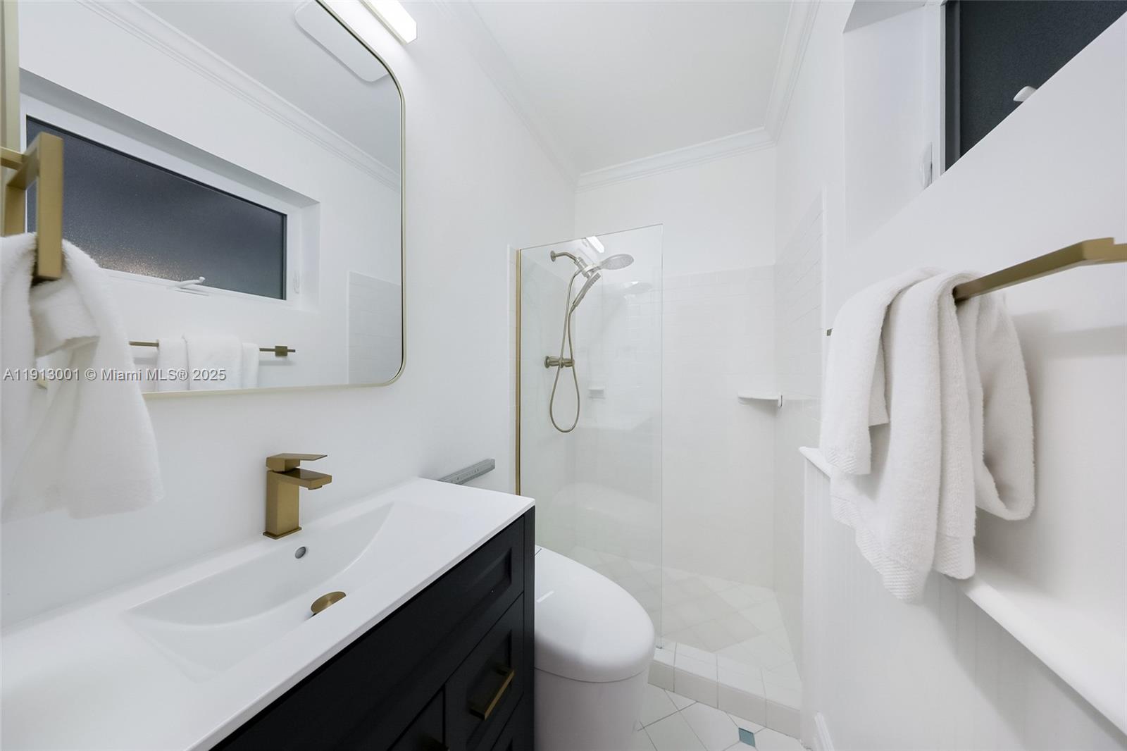 6100 La Gorce Dr Miami Beach, FL 33140