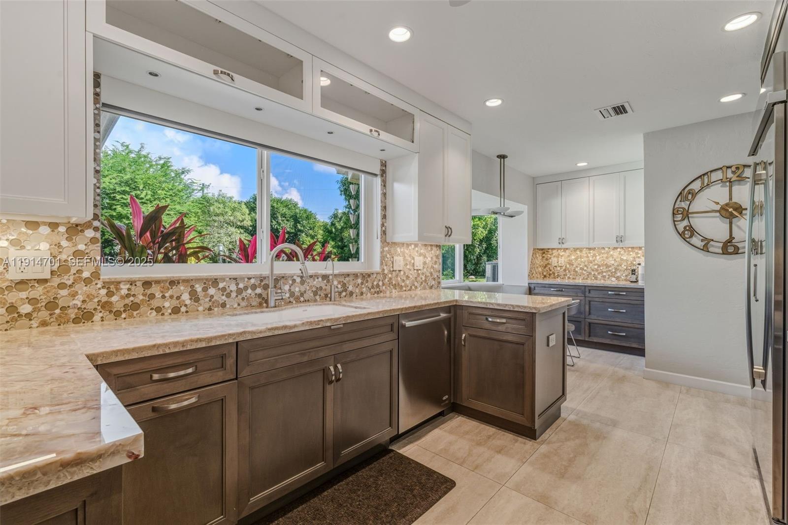 8001 SW 66th Ter Miami, FL 33143