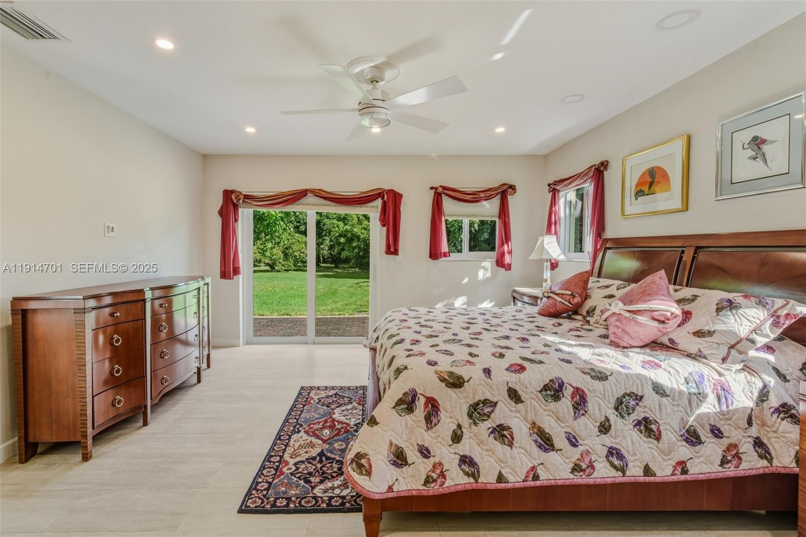 8001 SW 66th Ter Miami, FL 33143