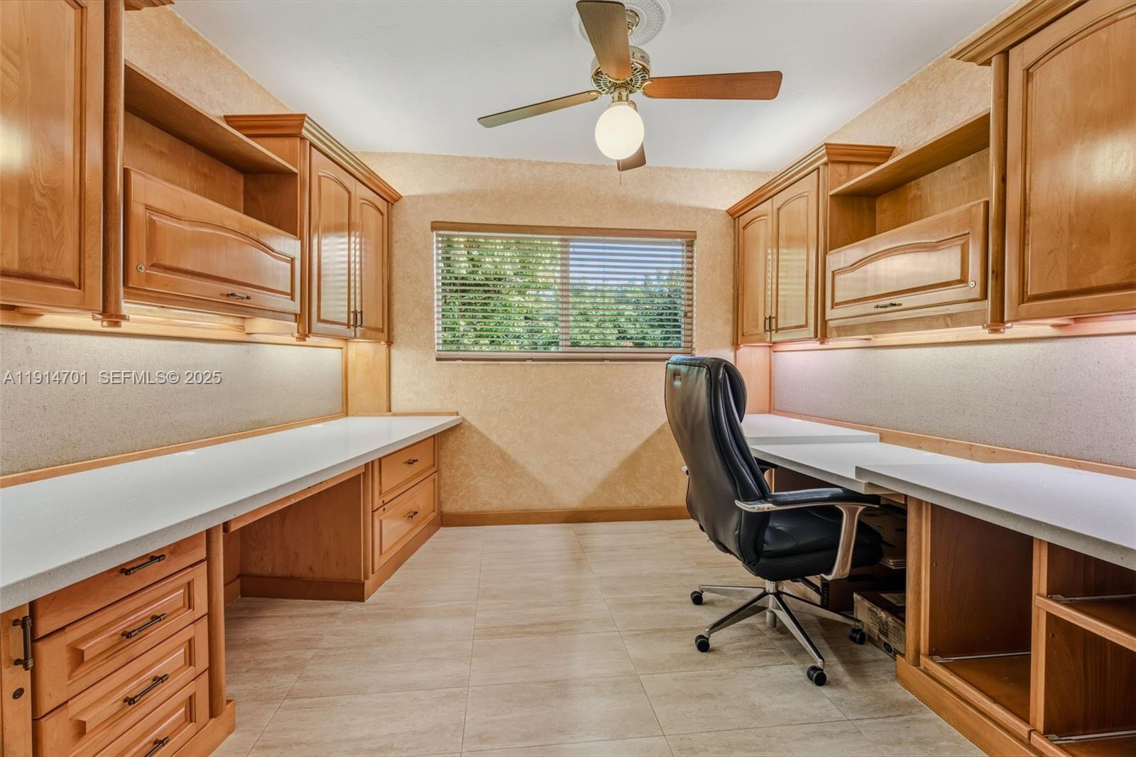 8001 SW 66th Ter Miami, FL 33143