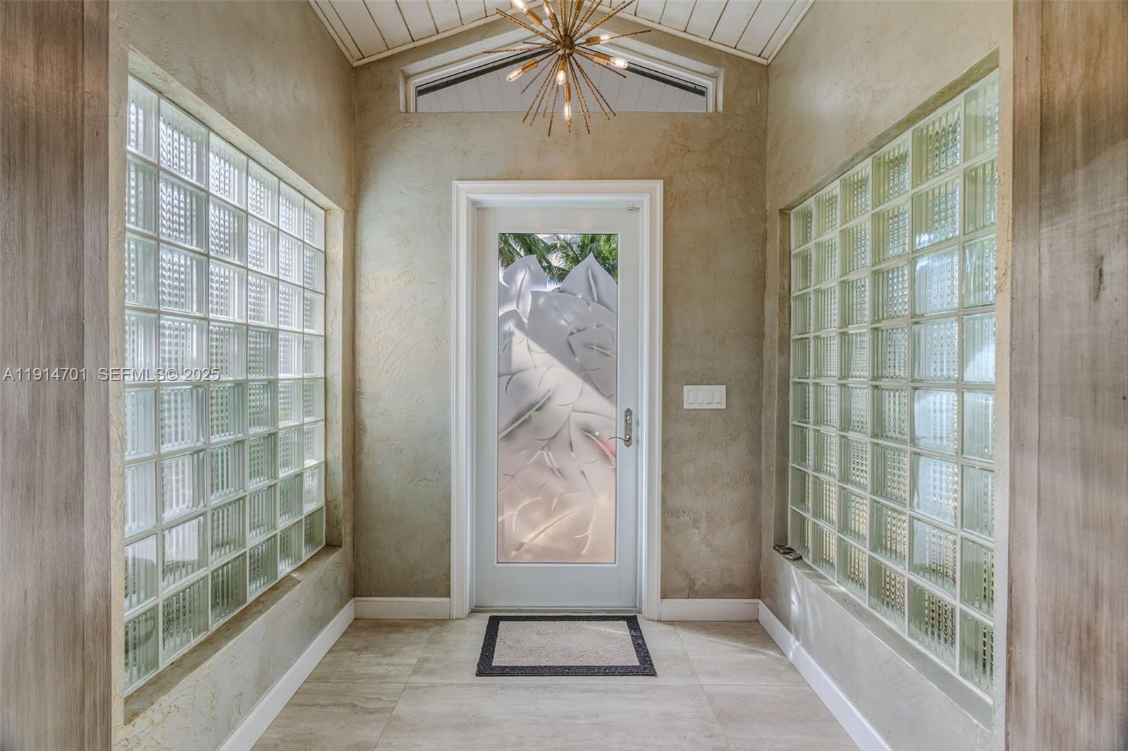 8001 SW 66th Ter Miami, FL 33143