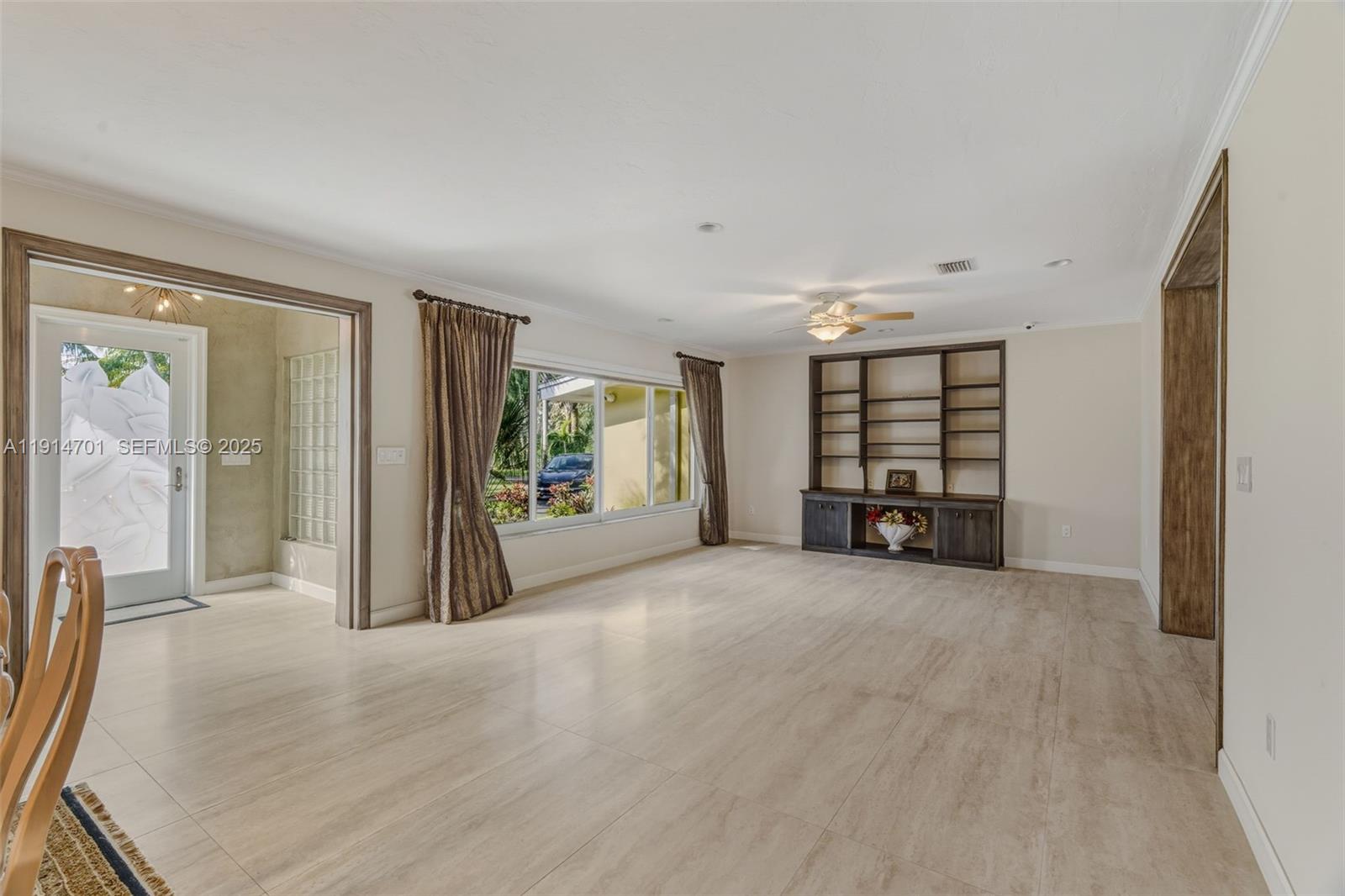 8001 SW 66th Ter Miami, FL 33143