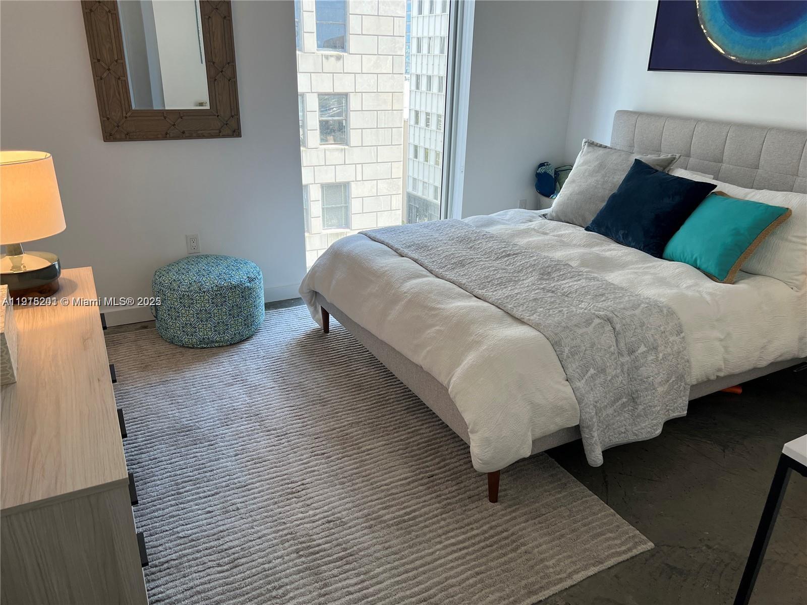 151 SE 1st St #702 Miami, FL 33131