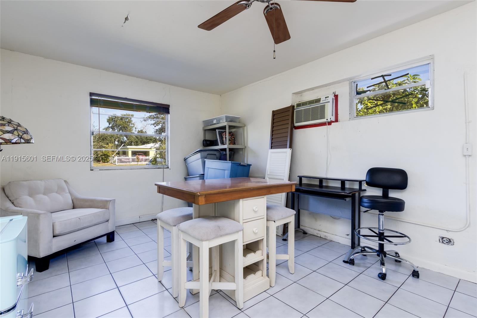 1264 NE 156th St North Miami Beach, FL 33162