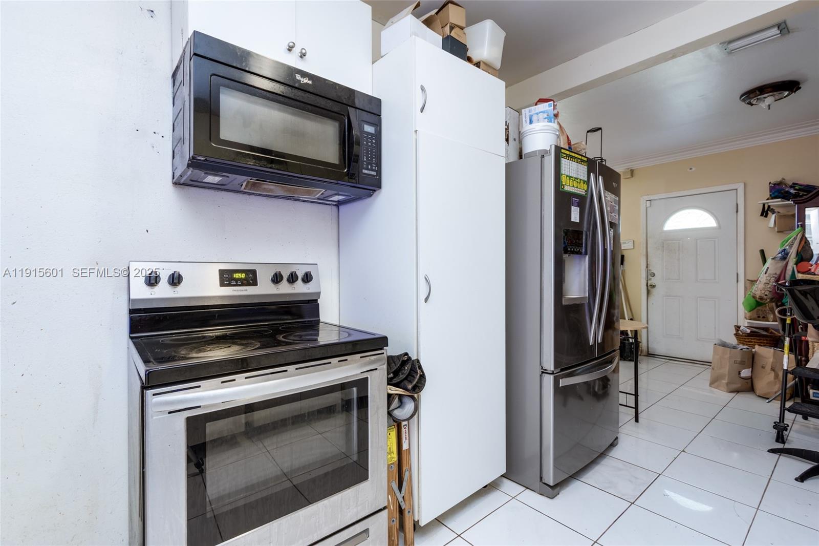 1264 NE 156th St North Miami Beach, FL 33162