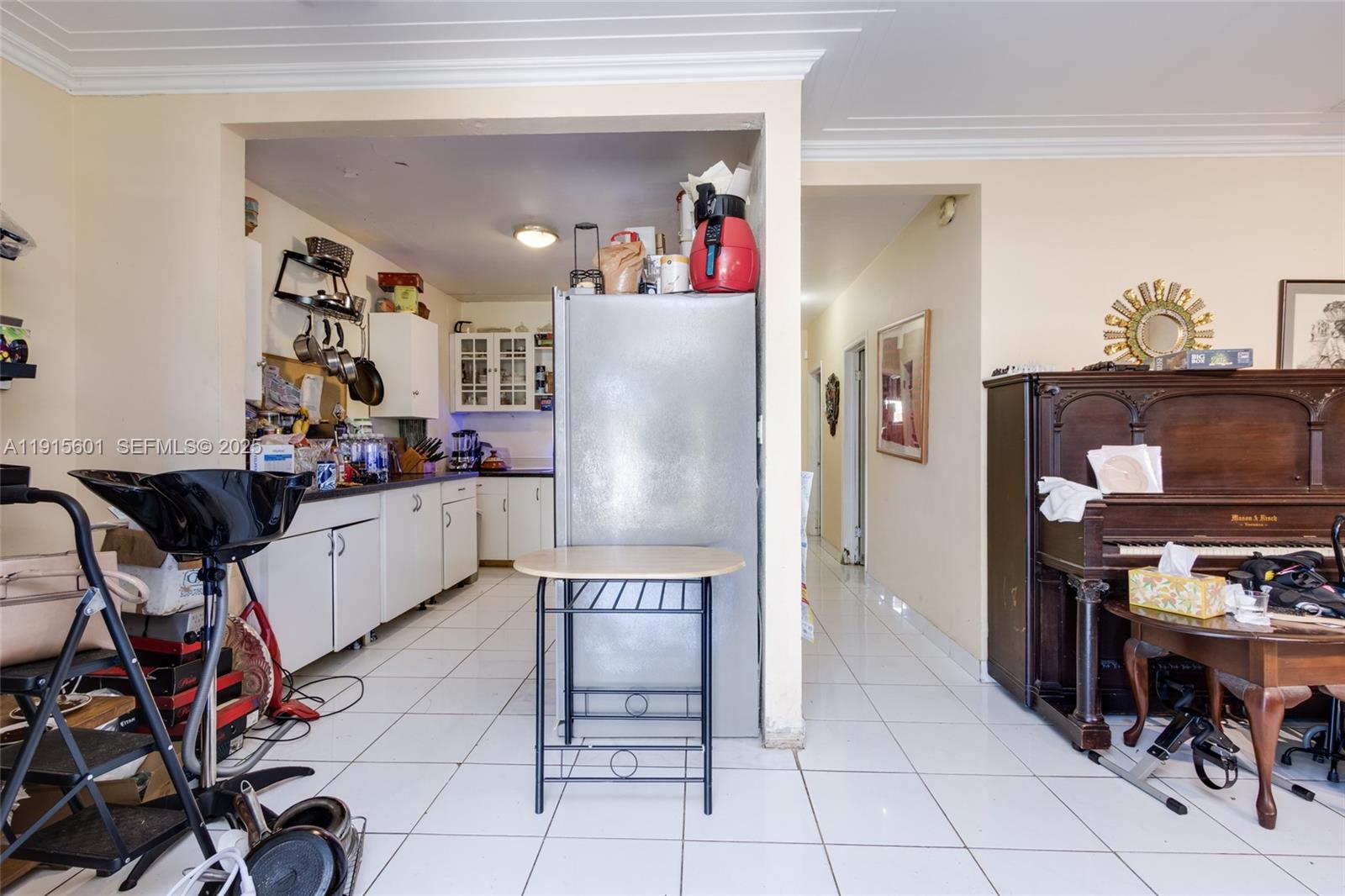 1264 NE 156th St North Miami Beach, FL 33162