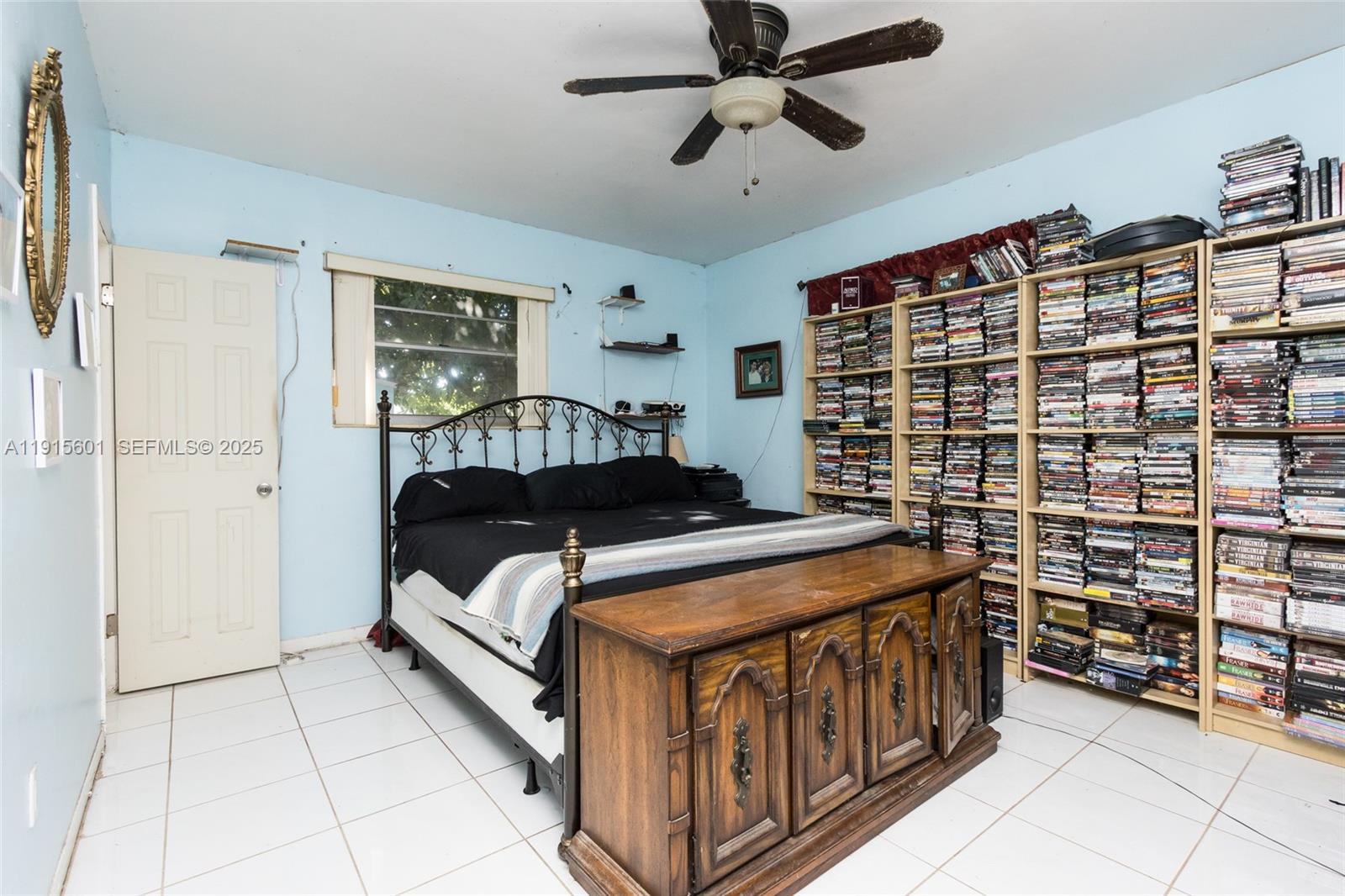 1264 NE 156th St North Miami Beach, FL 33162