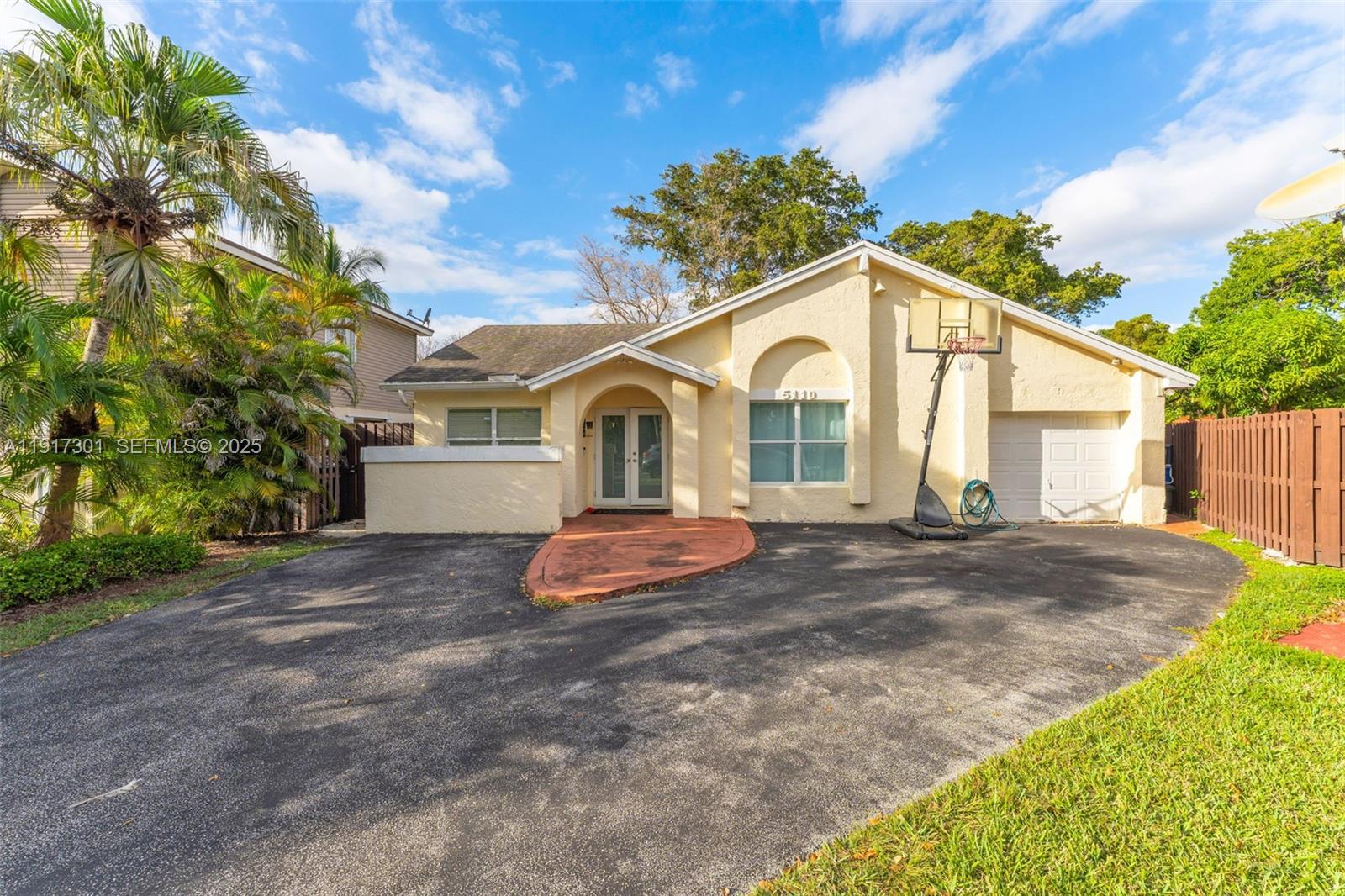 5110 SW 153rd Pl N Miami, FL 33185
