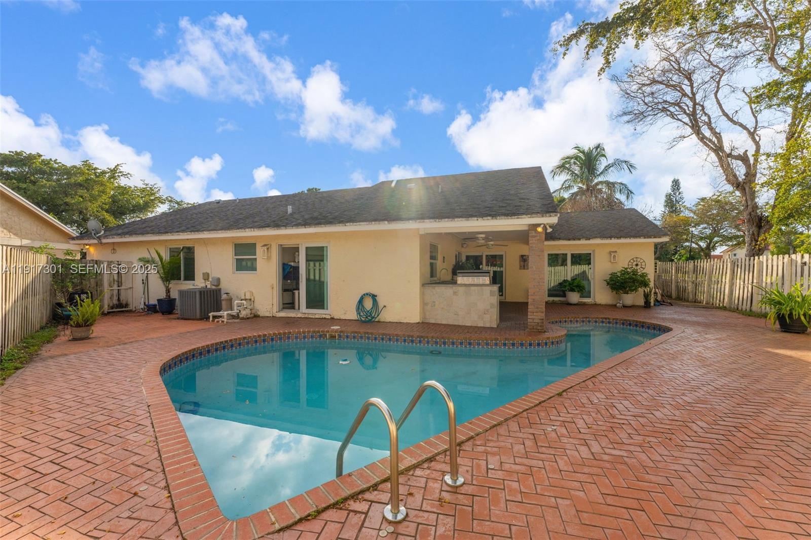 5110 SW 153rd Pl N Miami, FL 33185