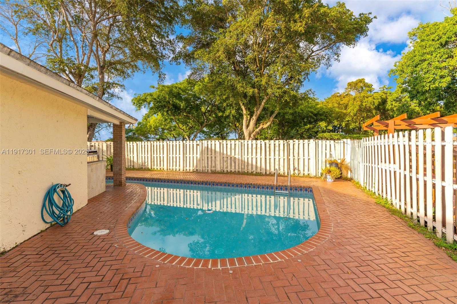 5110 SW 153rd Pl N Miami, FL 33185