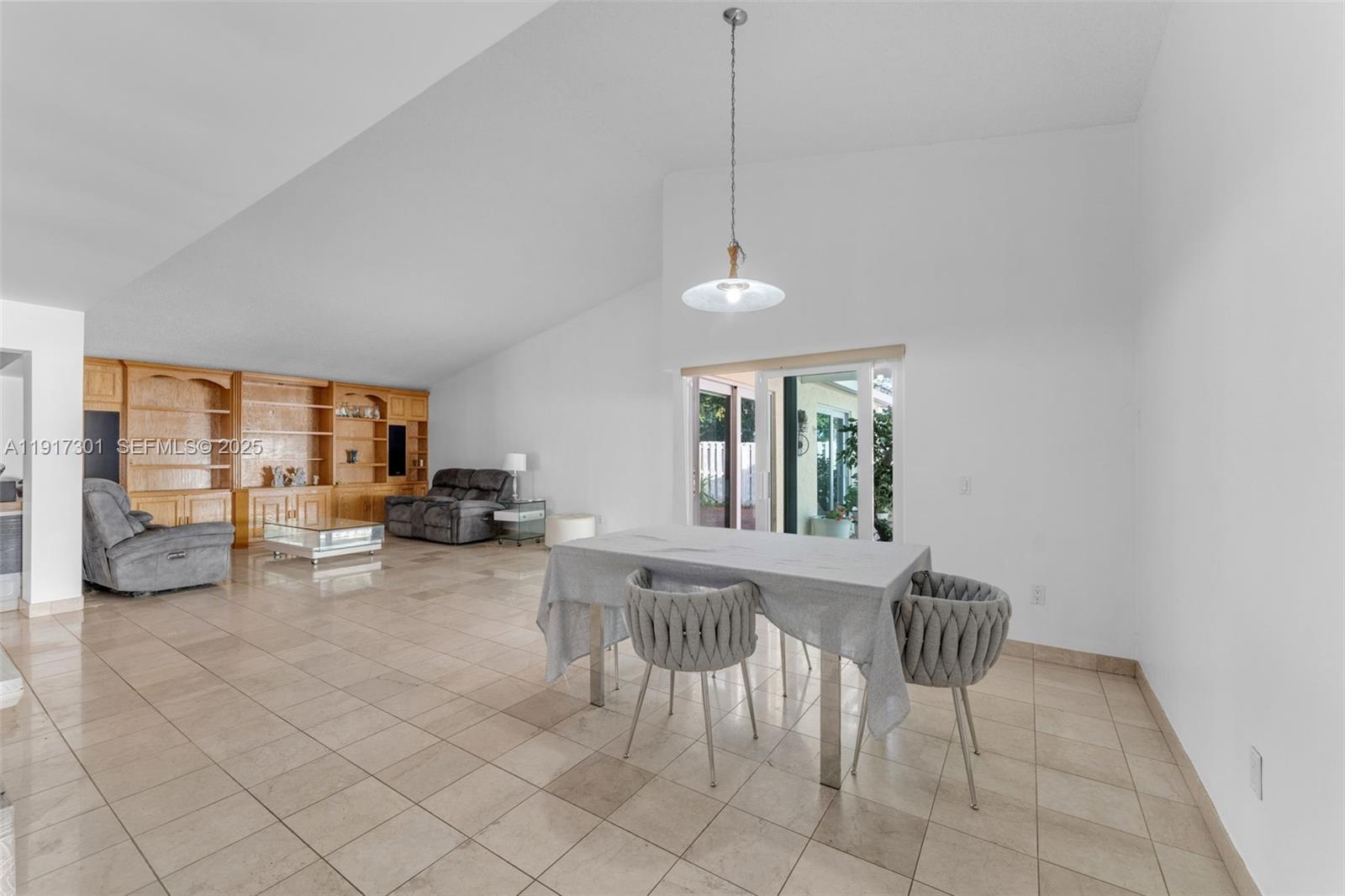 5110 SW 153rd Pl N Miami, FL 33185