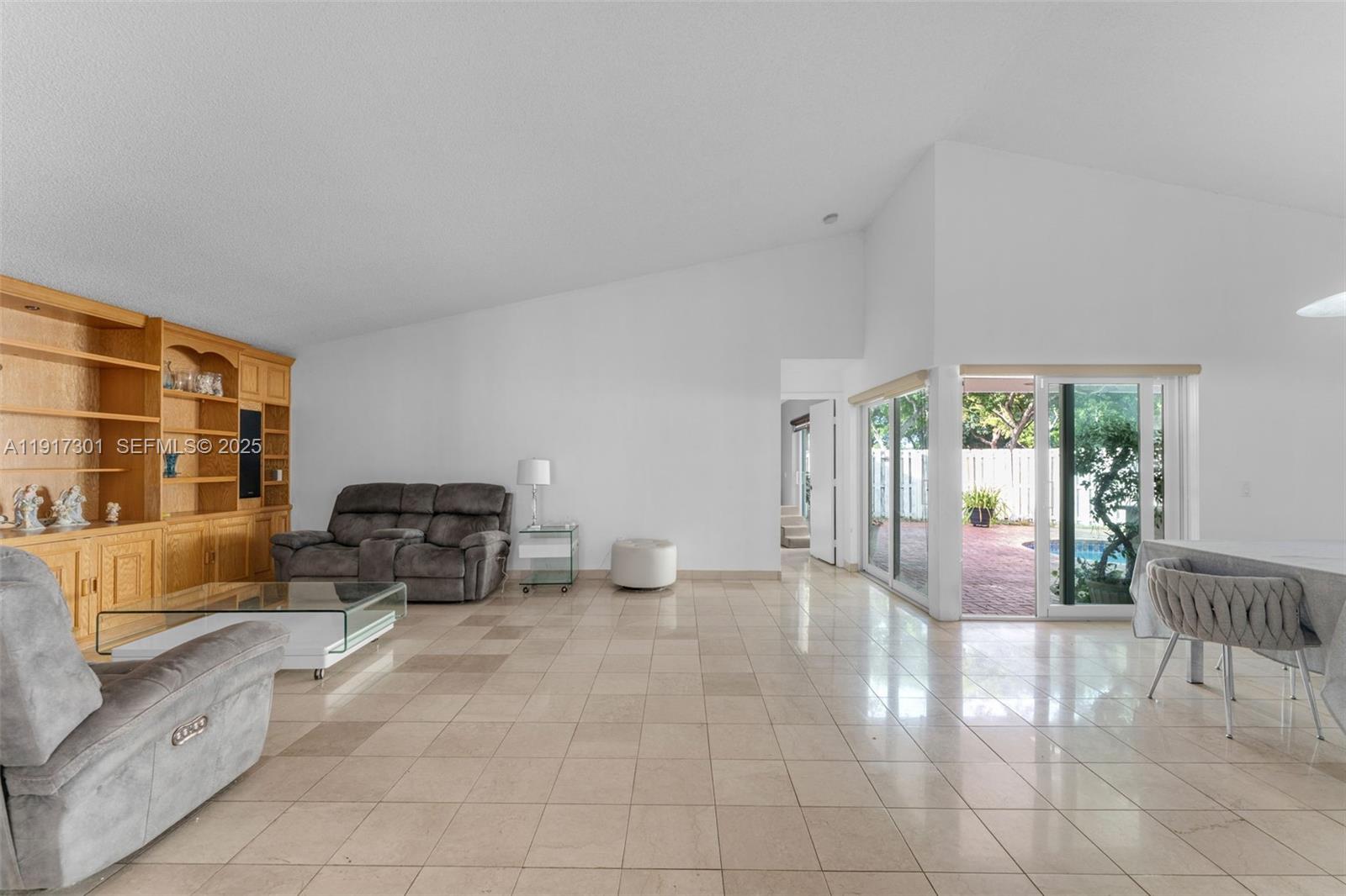 5110 SW 153rd Pl N Miami, FL 33185