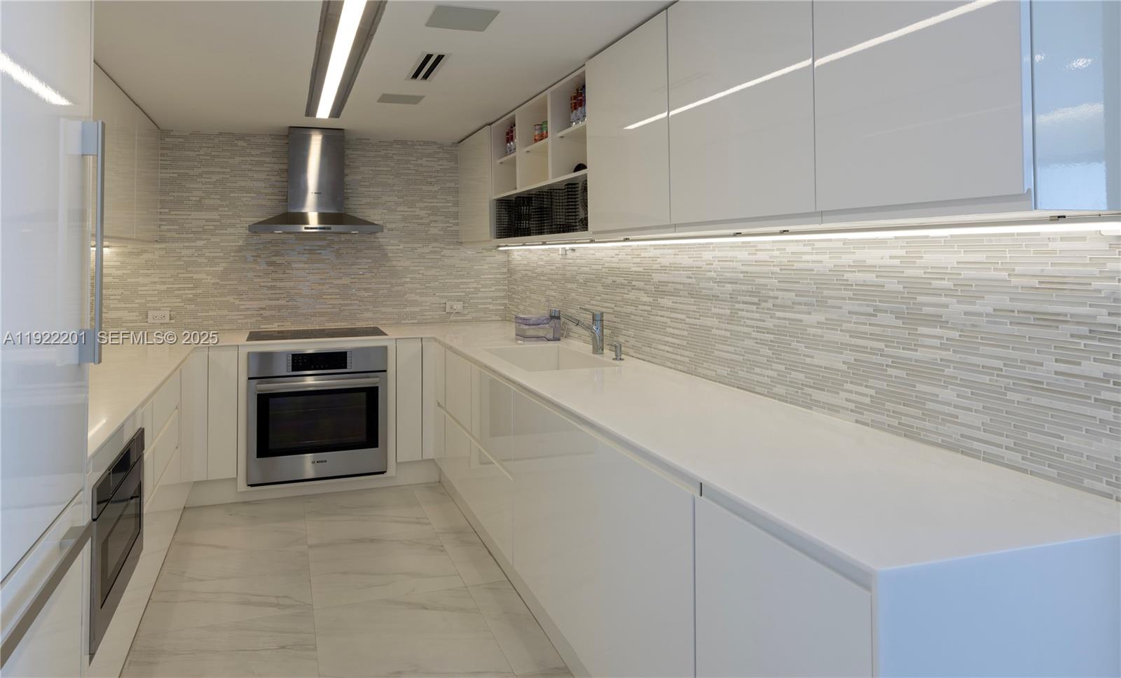 11 Island Ave #PH6 Miami Beach, FL 33139