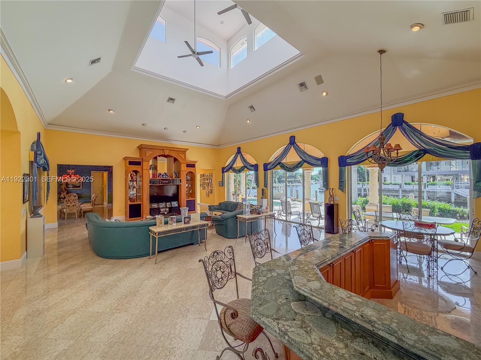 3220 NE 165th St North Miami Beach, FL 33160