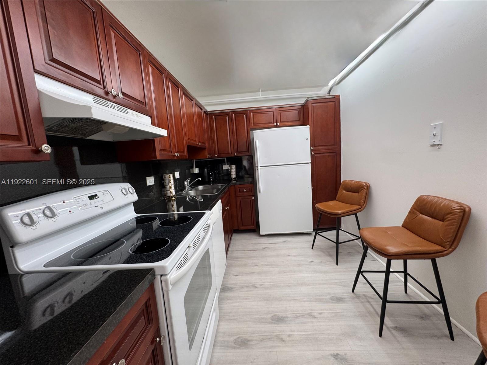 20515 E Country Clb Dr #245 Aventura, FL 33180