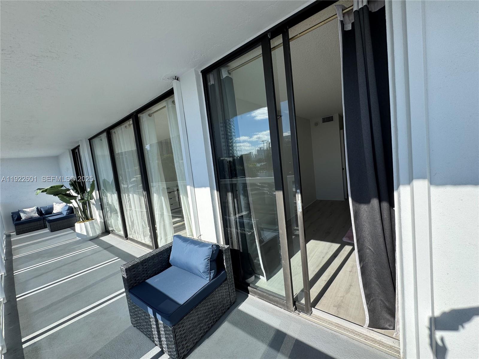 20515 E Country Clb Dr #245 Aventura, FL 33180