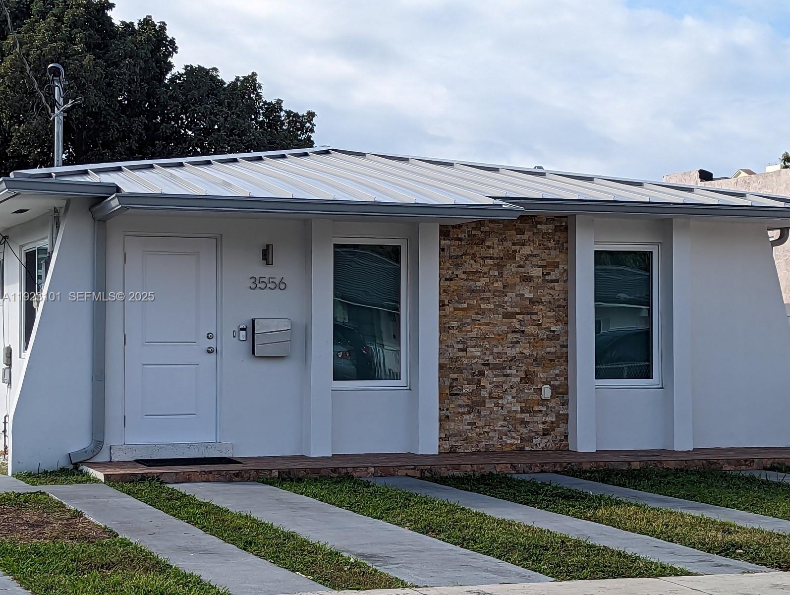 3556 SW 13th Ter #3556