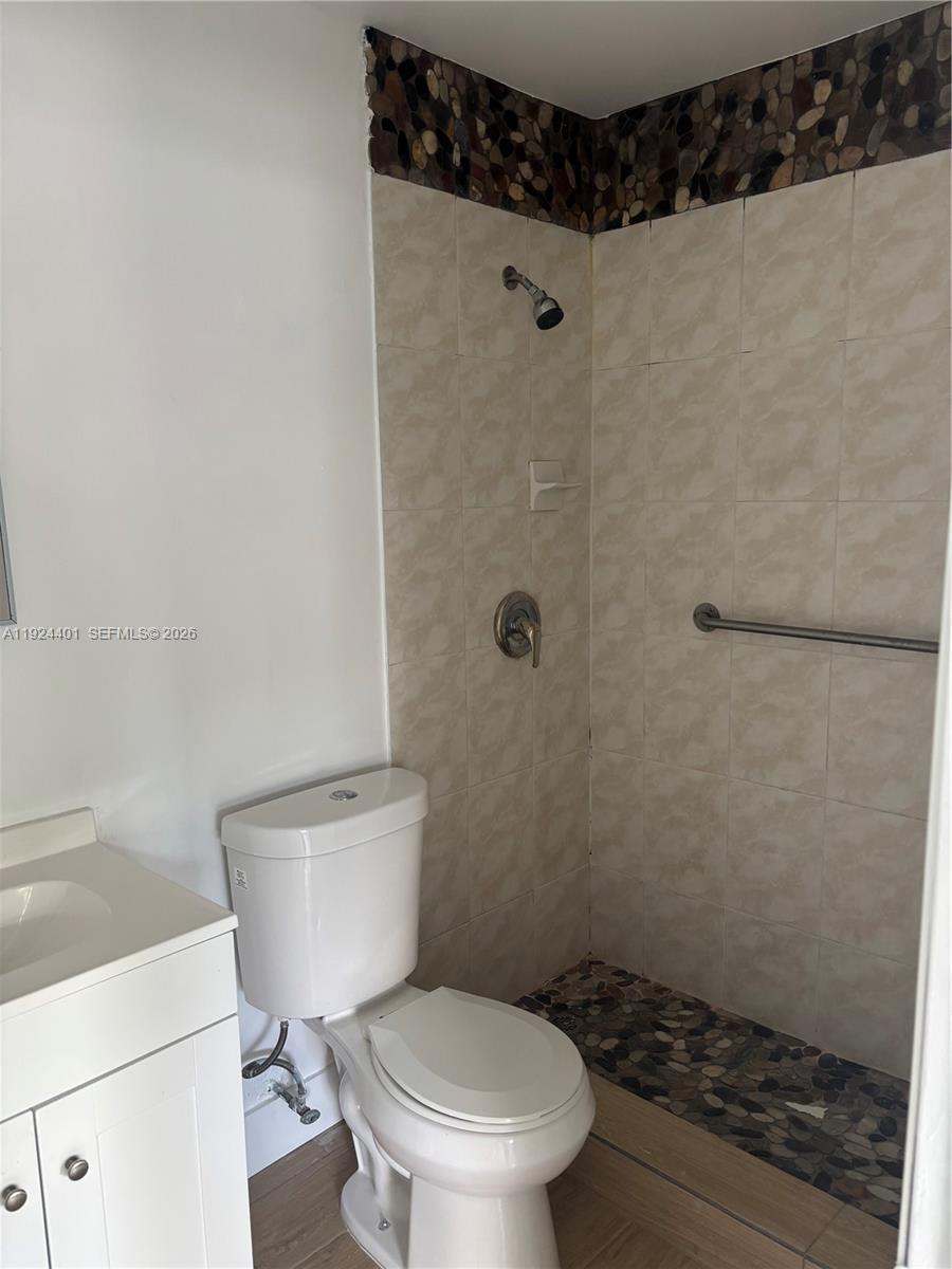 354 E 50th St Hialeah, FL 33013