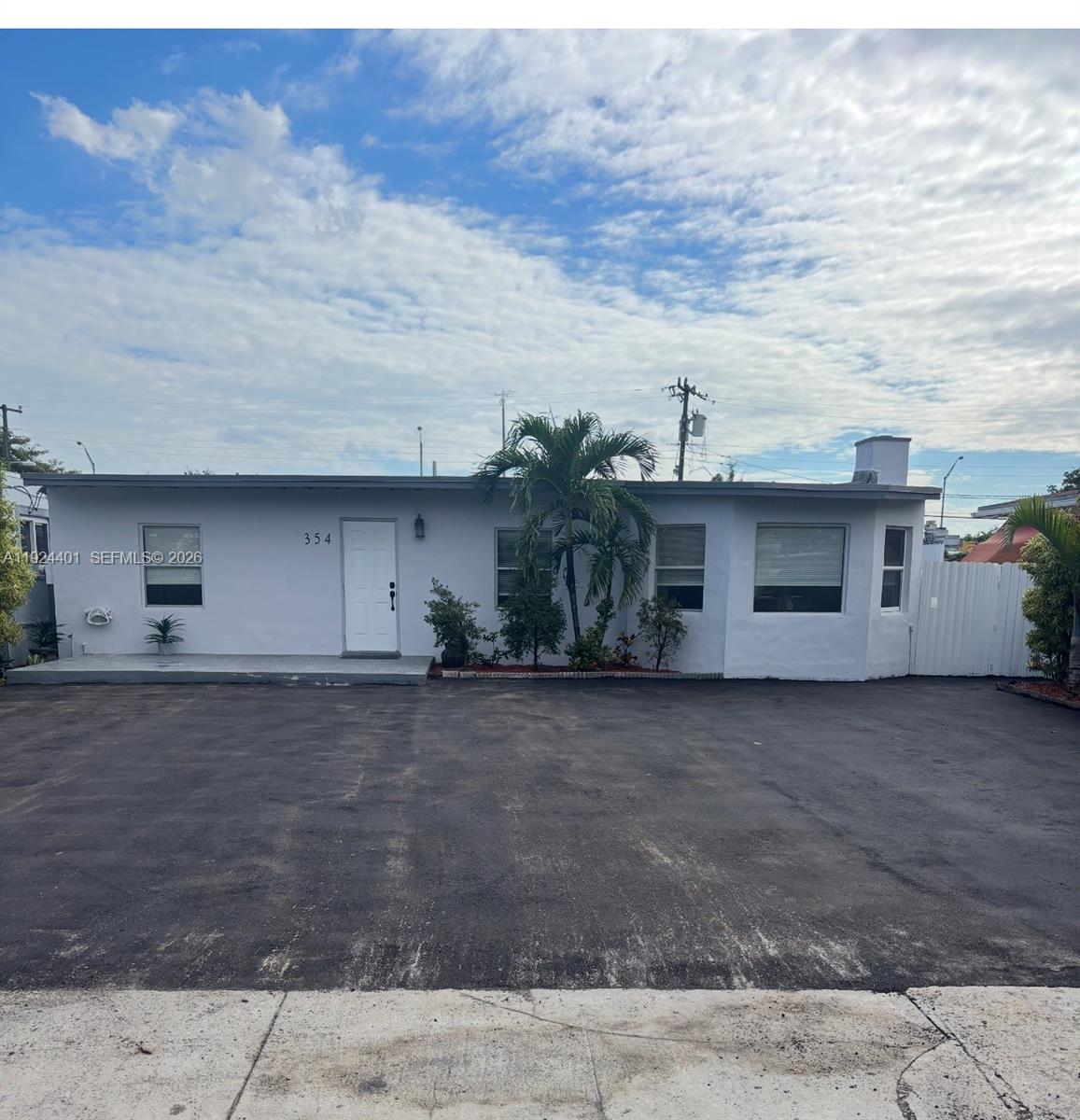 354 E 50th St Hialeah, FL 33013