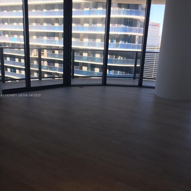 image Brickell Heights East12