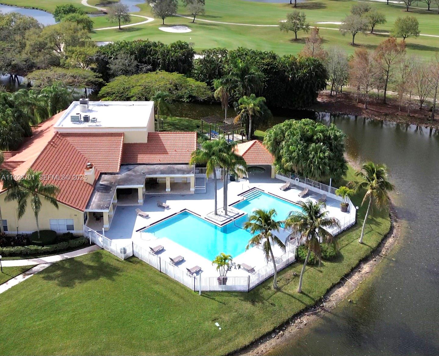 13060 Vista Isles Dr #212 Sunrise, FL 33325