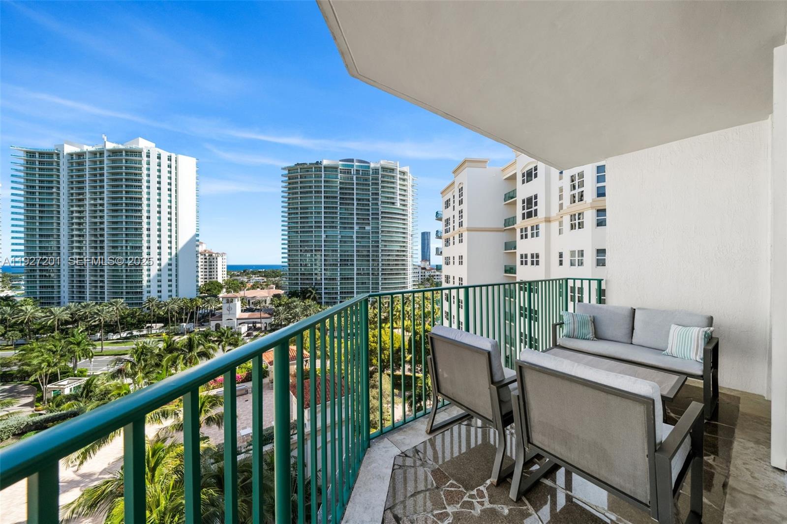 19900 E Country Clb Dr #1112 Aventura, FL 33180