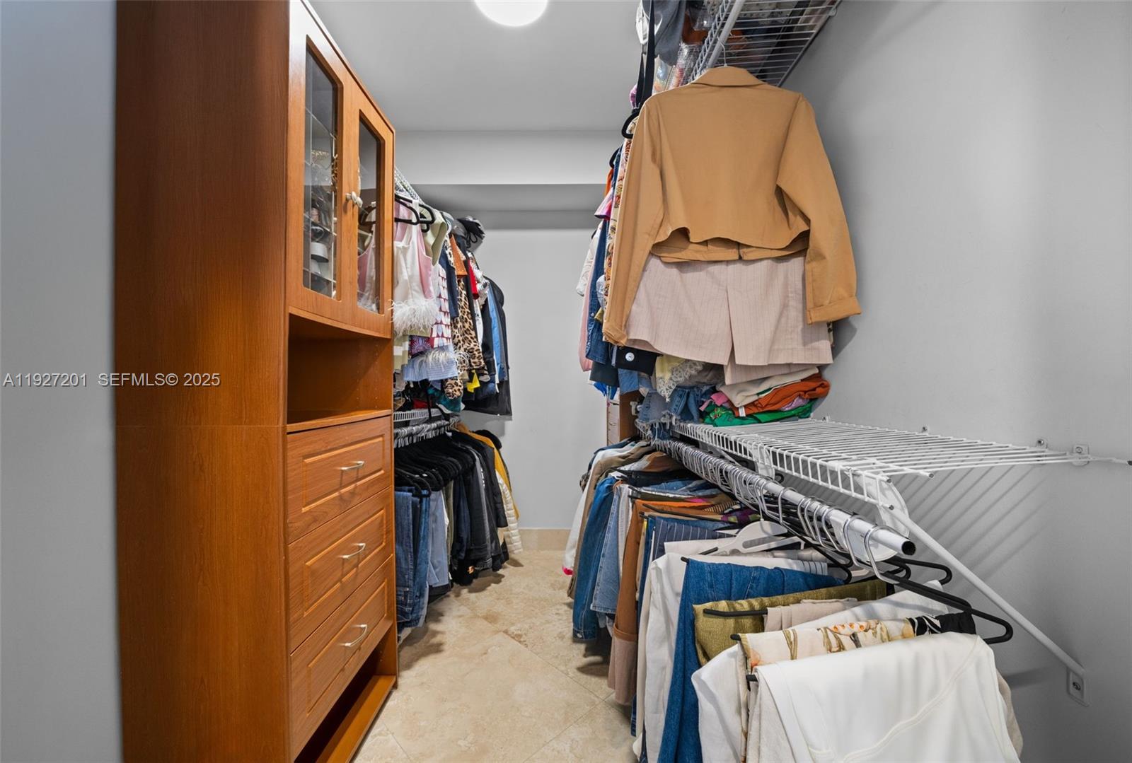 19900 E Country Clb Dr #1112 Aventura, FL 33180