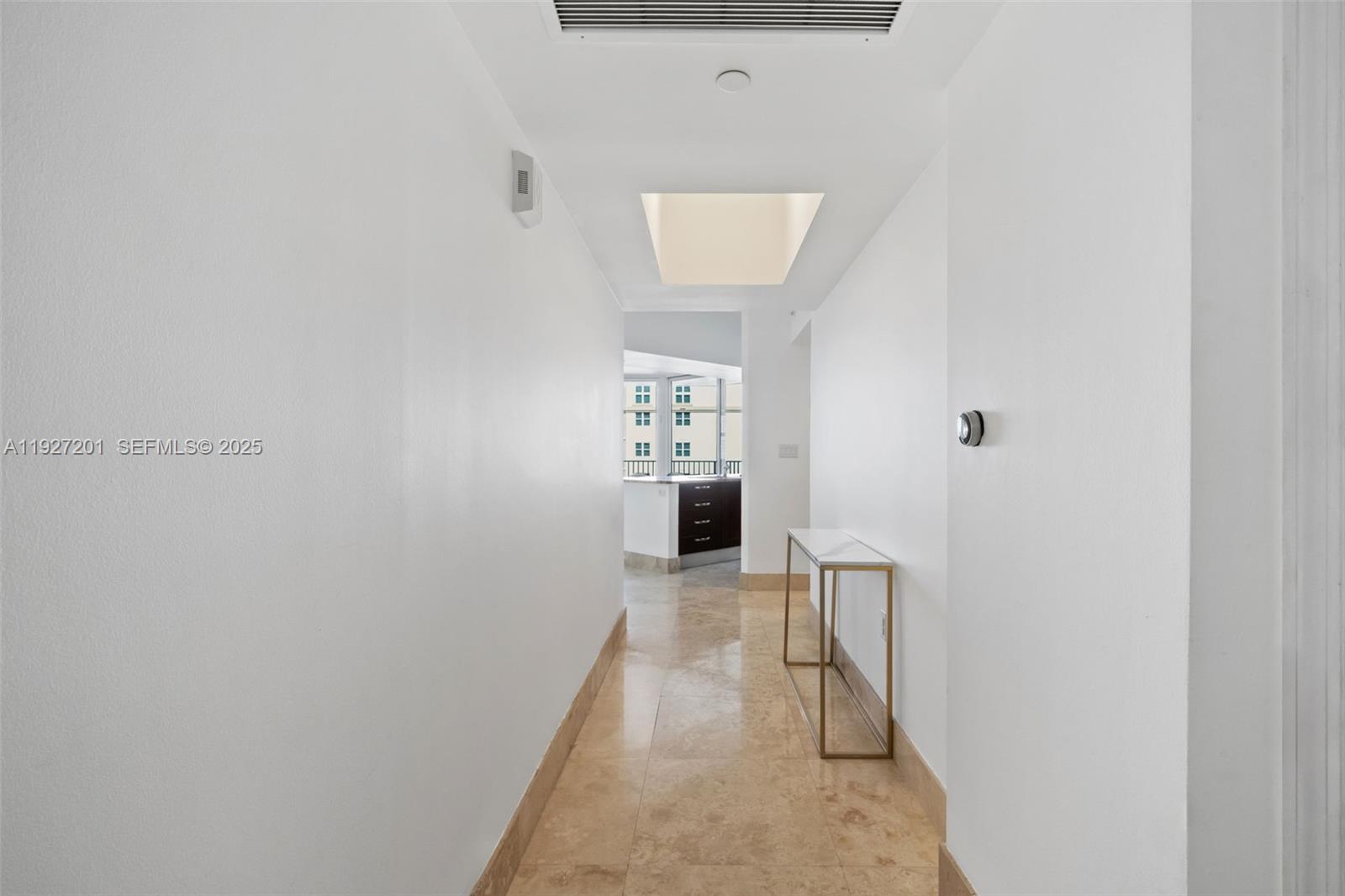 19900 E Country Clb Dr #1112 Aventura, FL 33180