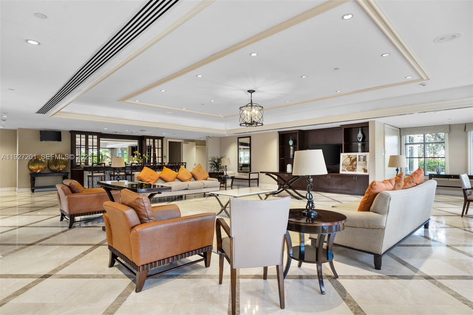 19900 E Country Clb Dr #1112 Aventura, FL 33180