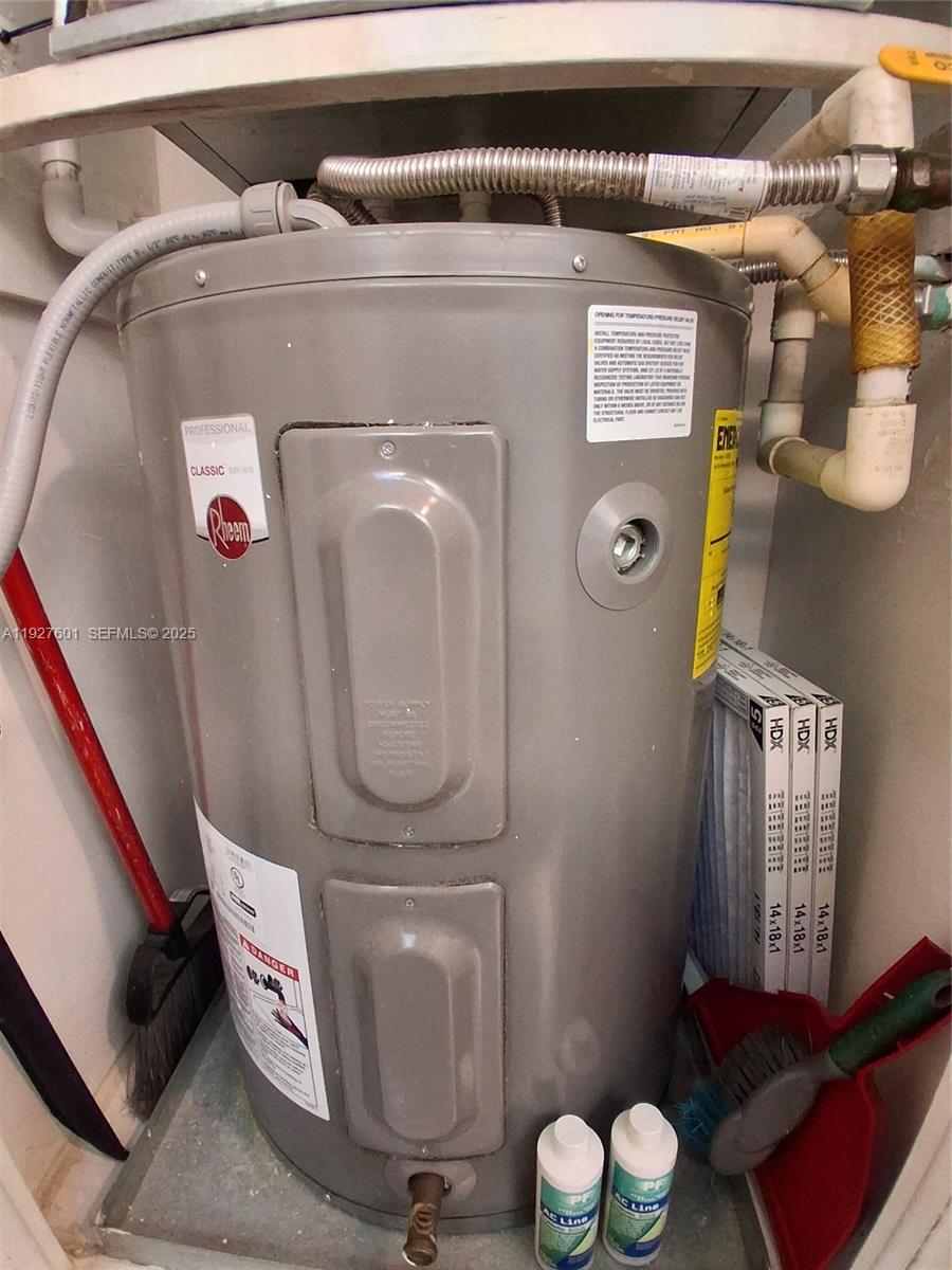 8841 NW Sunrise Lks Blvd #112 Sunrise, FL 33322