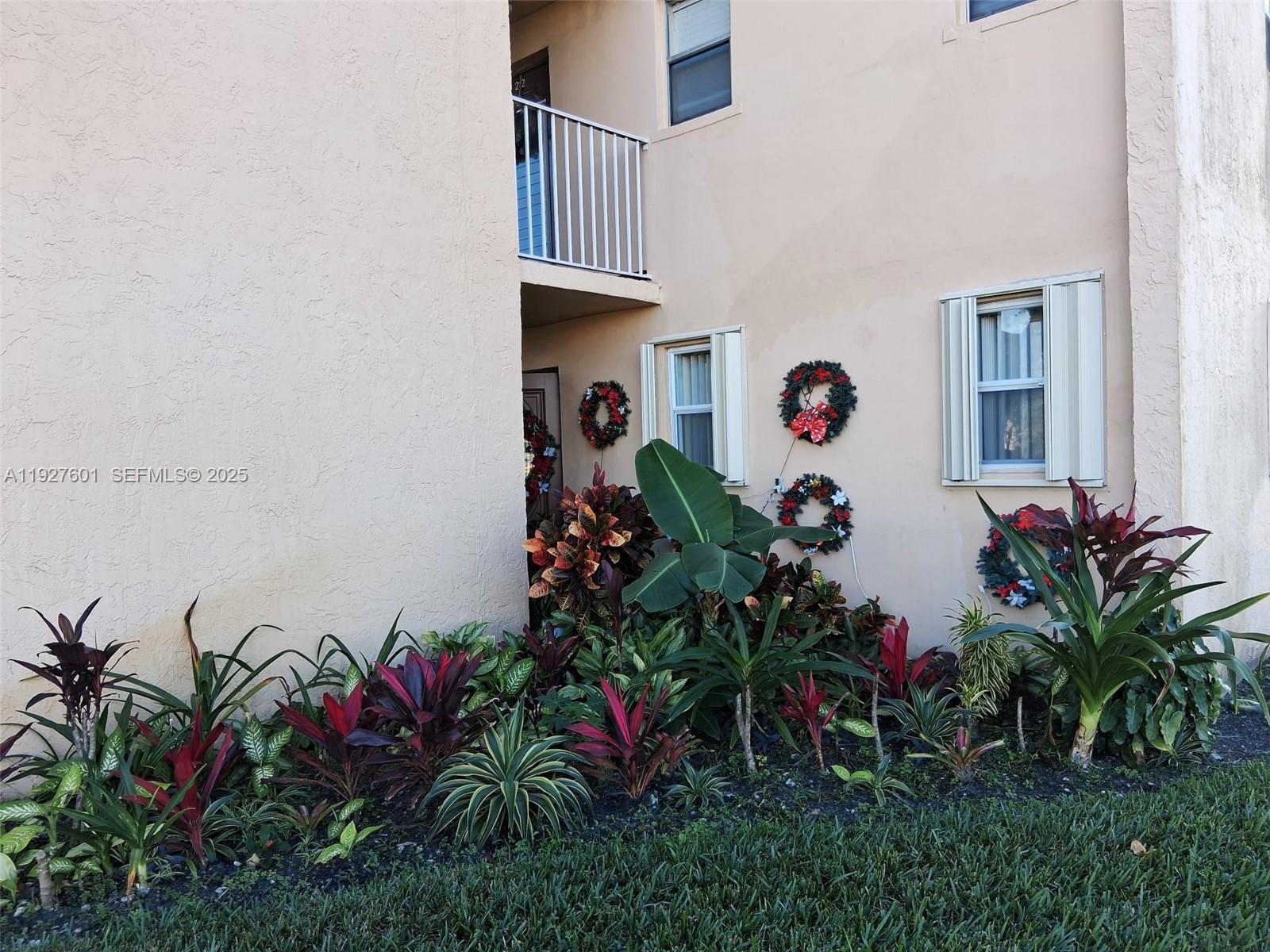 8841 NW Sunrise Lks Blvd #112 Sunrise, FL 33322