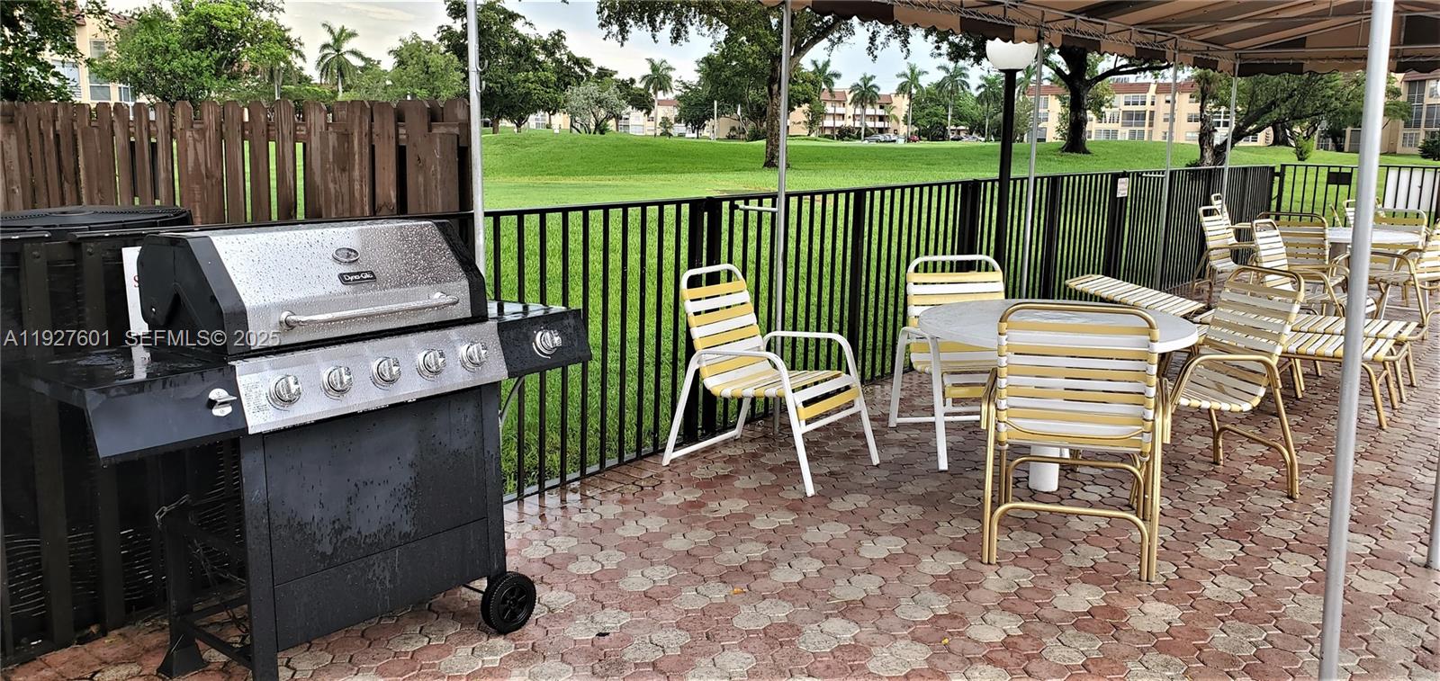 8841 NW Sunrise Lks Blvd #112 Sunrise, FL 33322