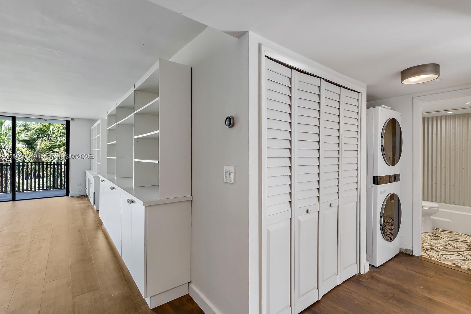 100 Ocean Ln Dr #304 Key Biscayne, FL 33149