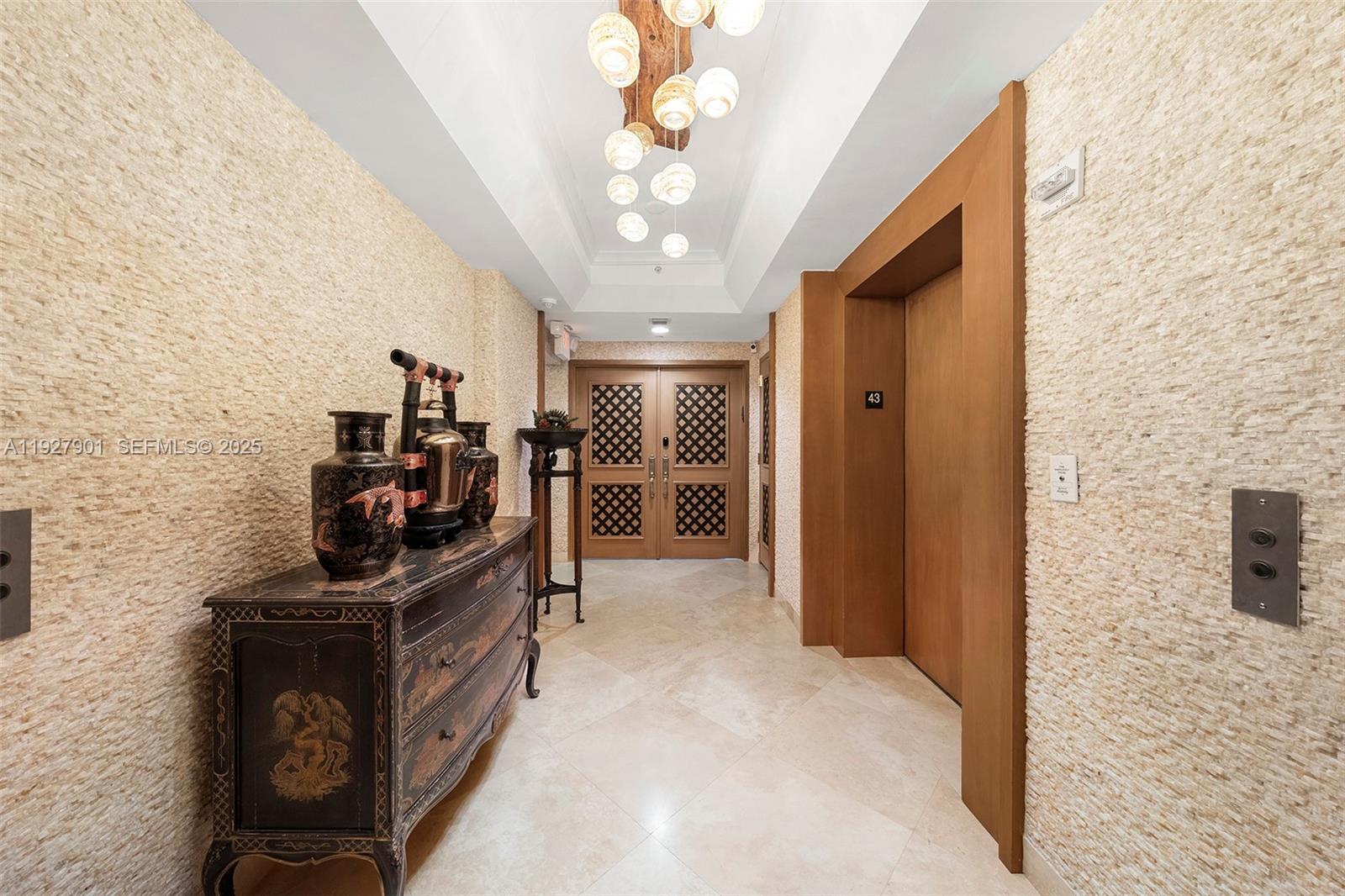 image Acqualina Ocean Residence1