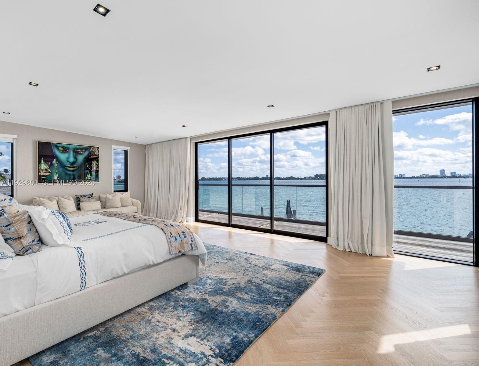 1995 NE 118th Rd North Miami, FL 33181