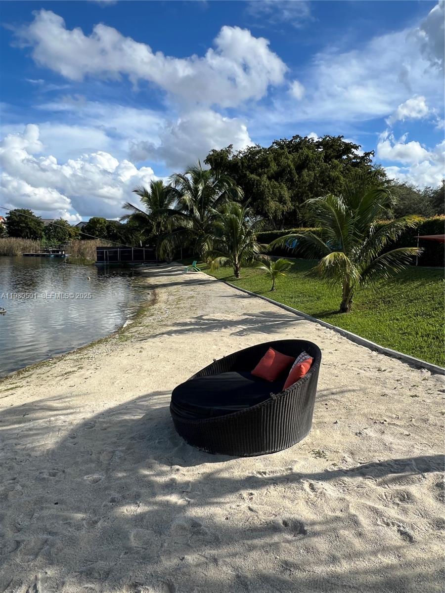 6101 SW 153rd Ct Rd Miami, FL 33193