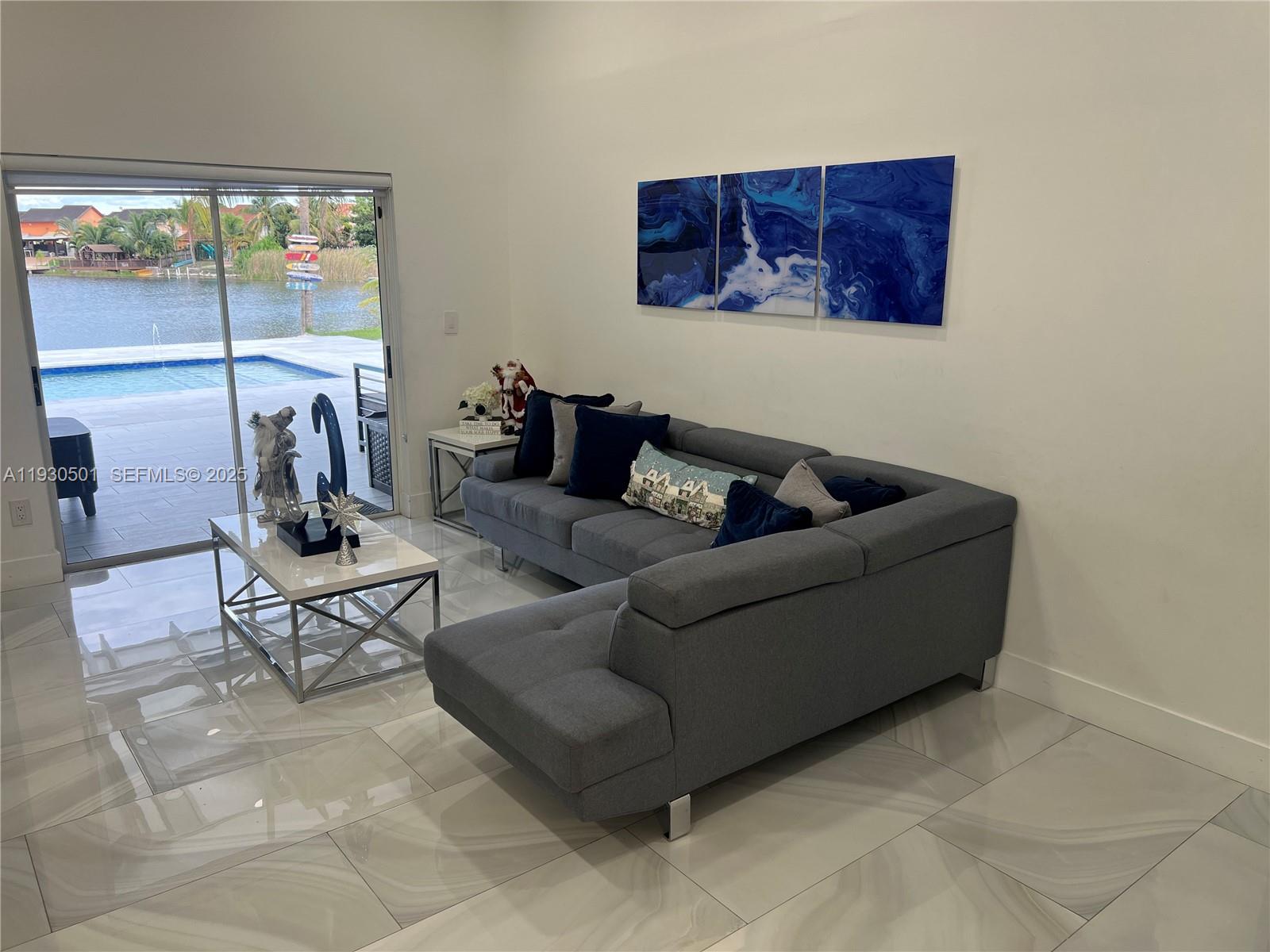 6101 SW 153rd Ct Rd Miami, FL 33193