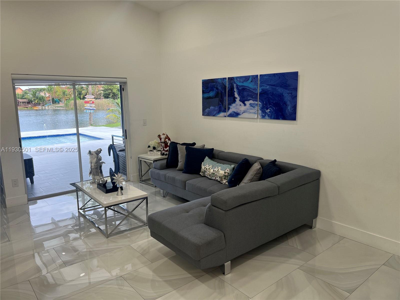 6101 SW 153rd Ct Rd Miami, FL 33193