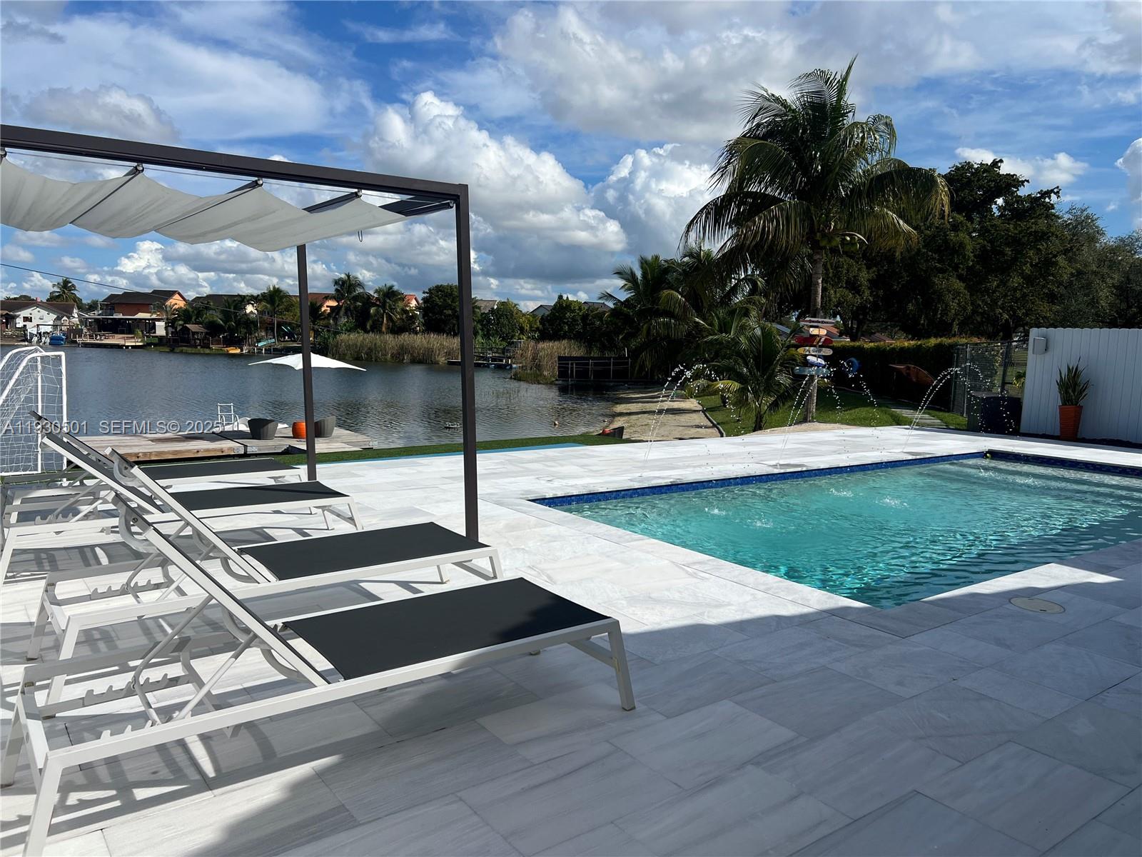 6101 SW 153rd Ct Rd Miami, FL 33193