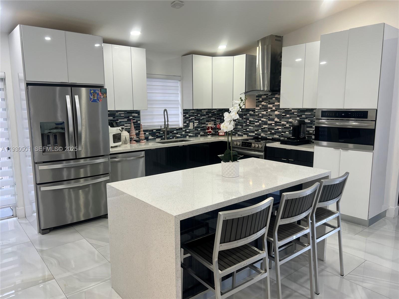 6101 SW 153rd Ct Rd Miami, FL 33193