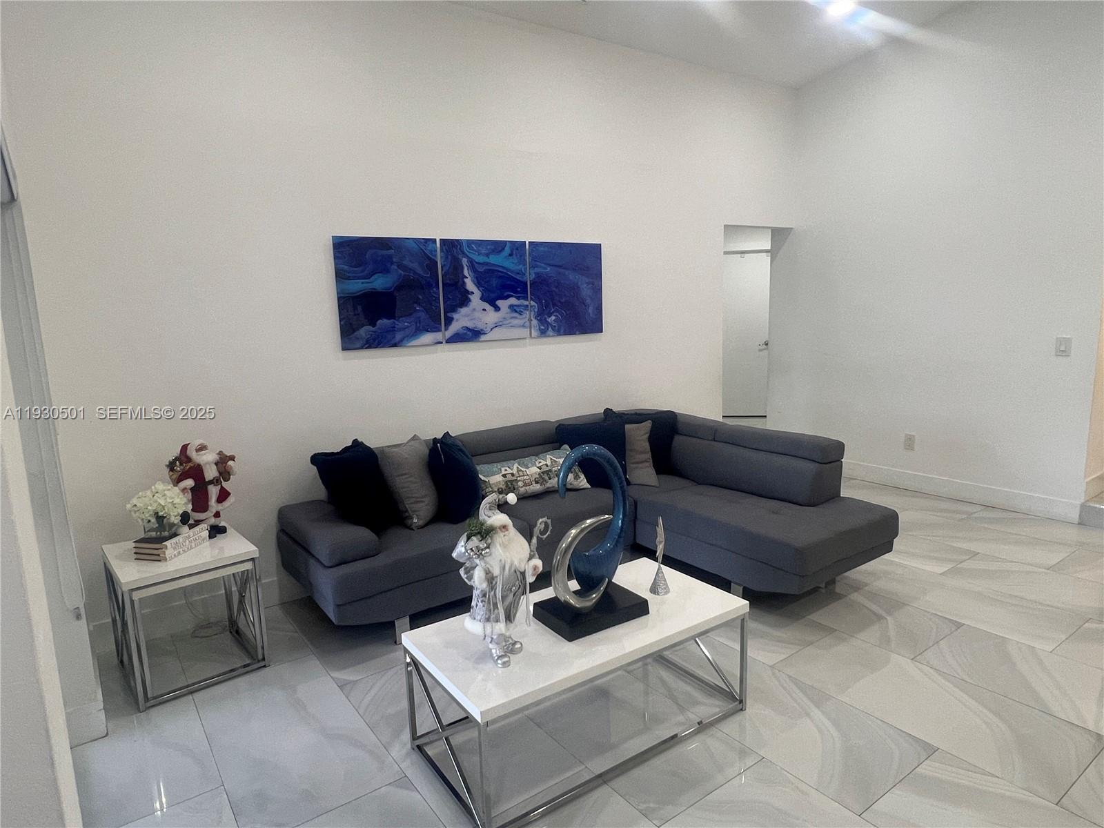 6101 SW 153rd Ct Rd Miami, FL 33193