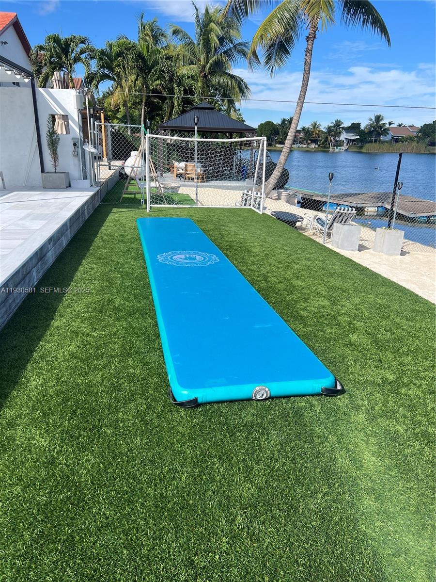 6101 SW 153rd Ct Rd Miami, FL 33193