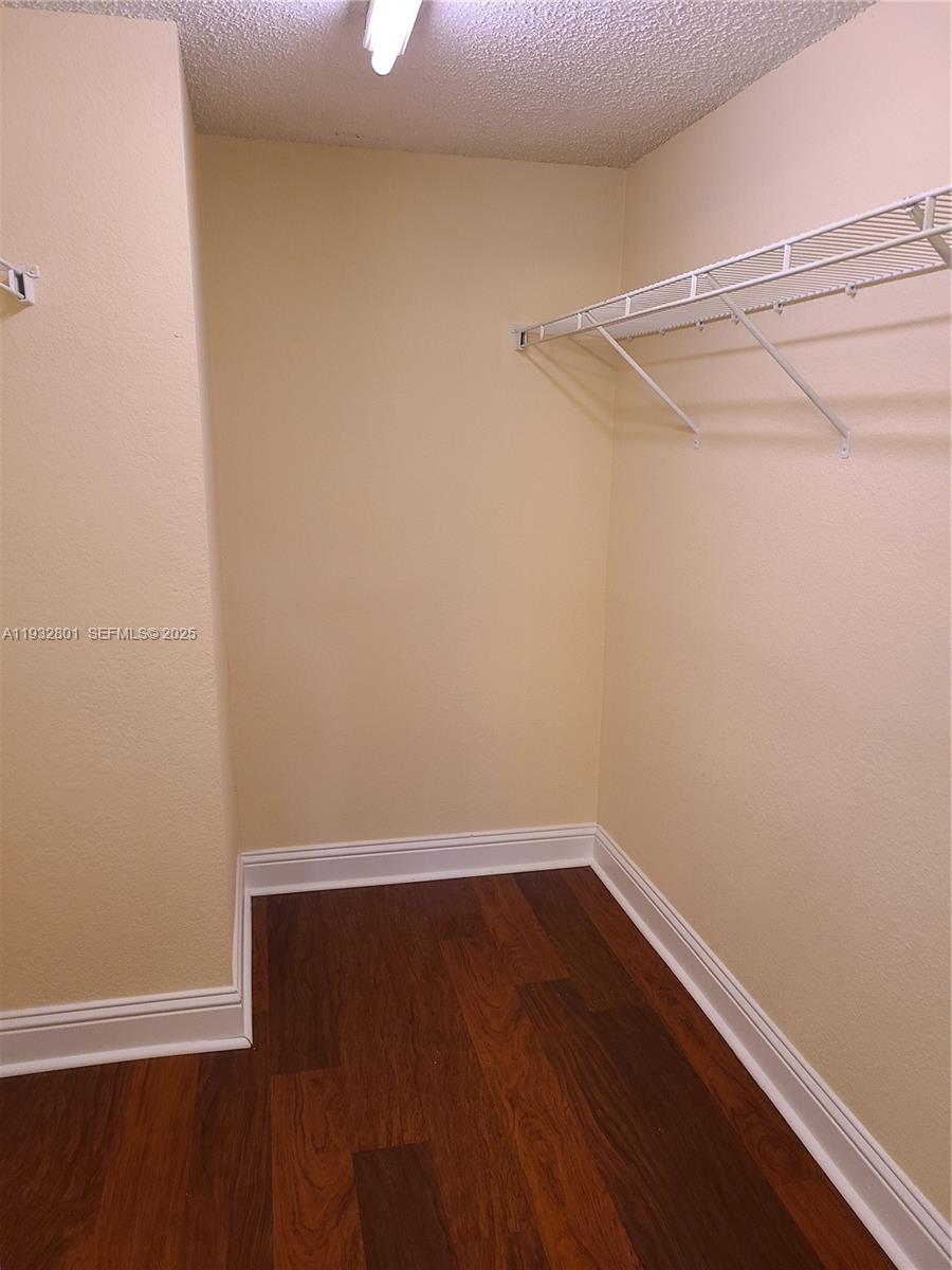 9983 S Nob Hl Ct #. Sunrise, FL 33351