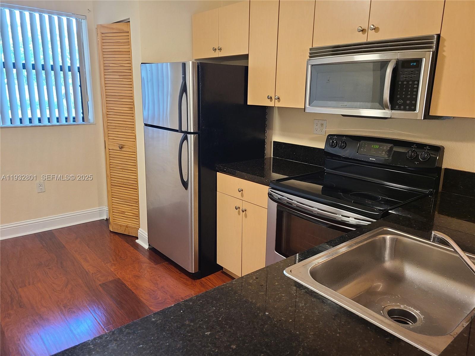 9983 S Nob Hl Ct #. Sunrise, FL 33351