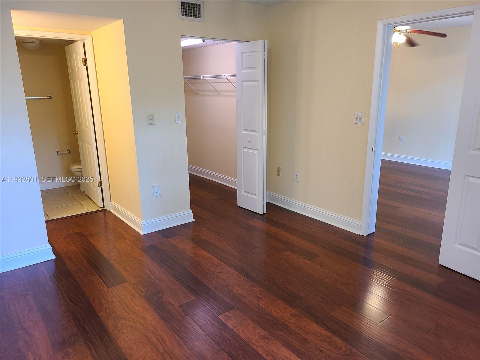 9983 S Nob Hl Ct #. Sunrise, FL 33351